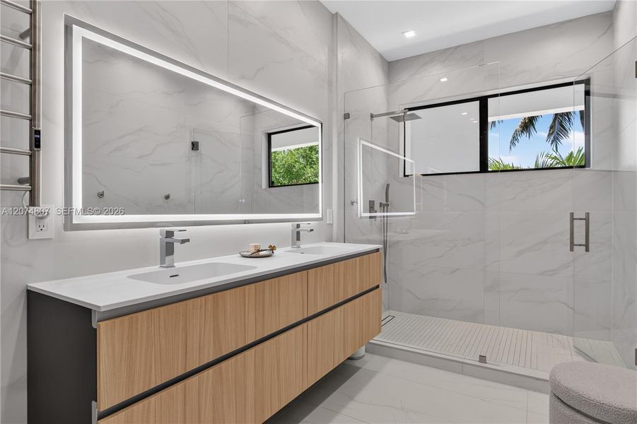 Furnished interior view inside a new home in , Fort Lauderdale (Image 18). Furnished interior view inside a new home in , Fort Lauderdale (Image 18).