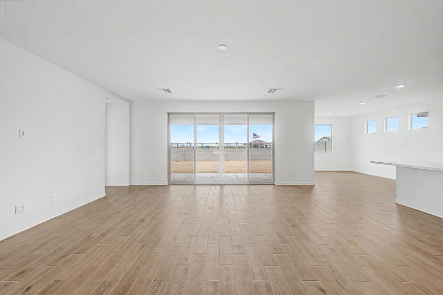 Spacious, unfurnished interior of a new home in White Tank Vistas, Waddell (Image 7). Spacious, unfurnished interior of a new home in White Tank Vistas, Waddell (Image 7).