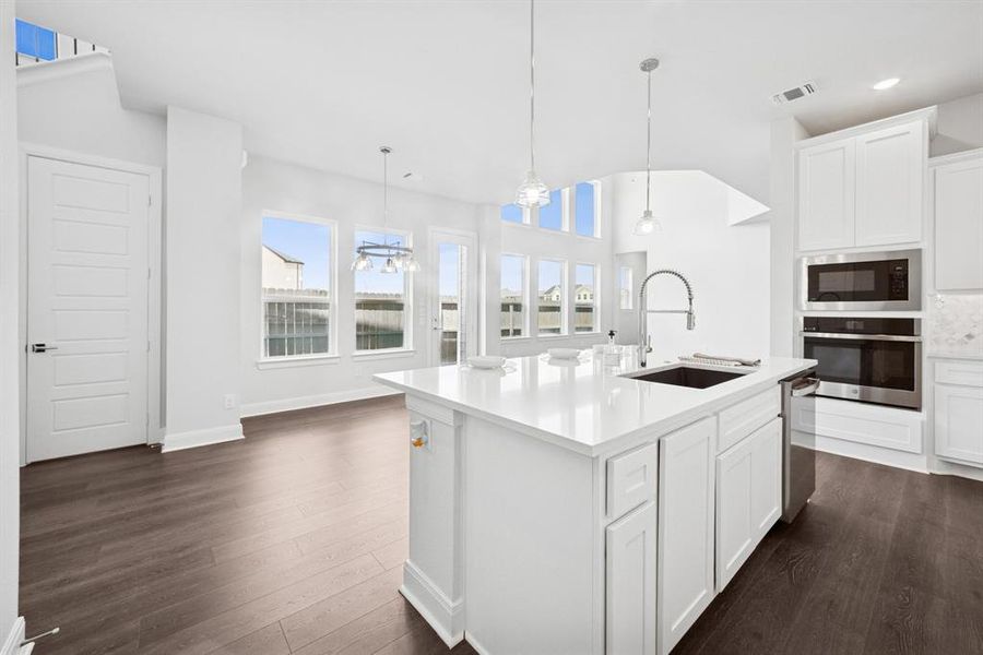 Furnished interior view inside a new home in The Retreat at Harvest, Argyle (Image 5). Furnished interior view inside a new home in The Retreat at Harvest, Argyle (Image 5).