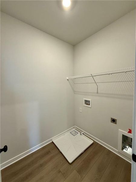 Spacious, unfurnished interior of a new home in Ponderosa Farms Estates, Gainesville (Image 14).