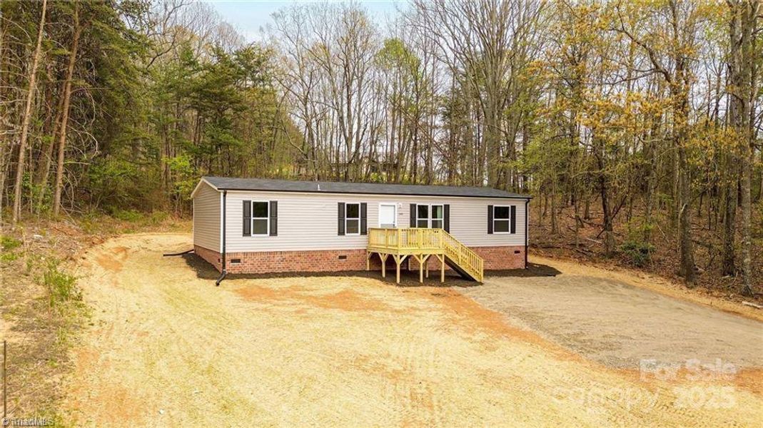 Exterior details and patio area of a home in , Morganton (Image 2).