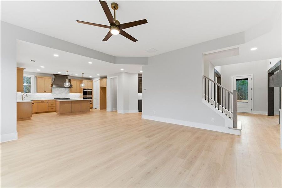 Spacious, unfurnished interior of a new home in Sterlington, Canton (Image 34).