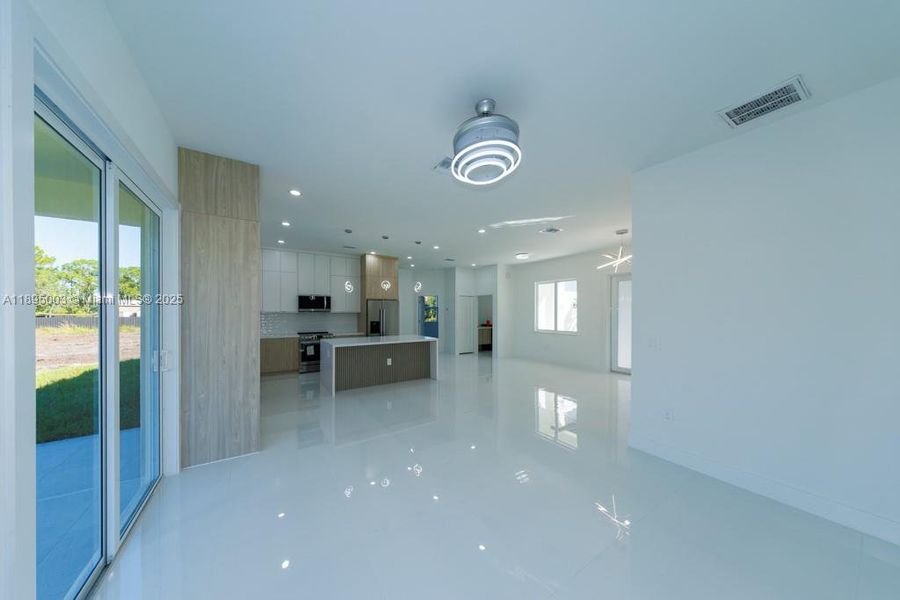 Image 69 of a home in .