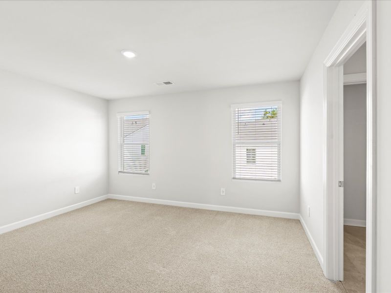 Spacious, unfurnished interior of a new home in Valentine Townes, Greer (Image 14).