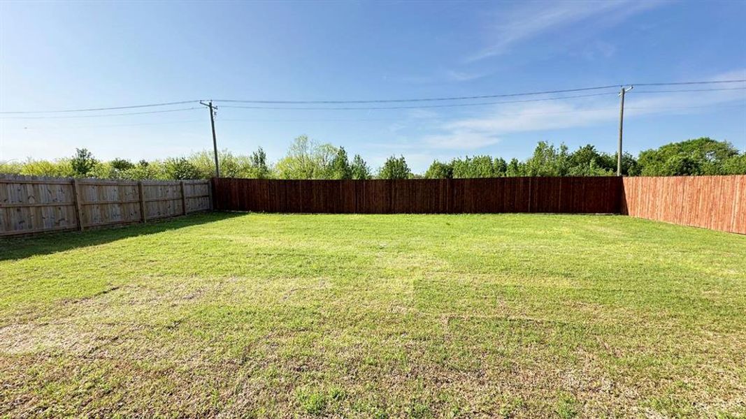 Exterior details and patio area of a home in Corsicana Commons, Corsicana (Image 2). Exterior details and patio area of a home in Corsicana Commons, Corsicana (Image 2).