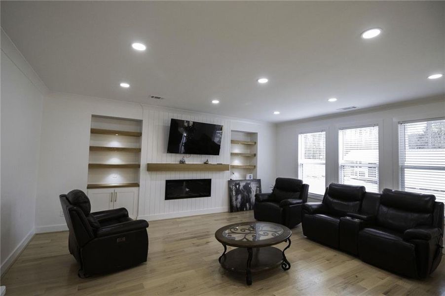 Furnished interior view inside a new home in , Loganville (Image 4).