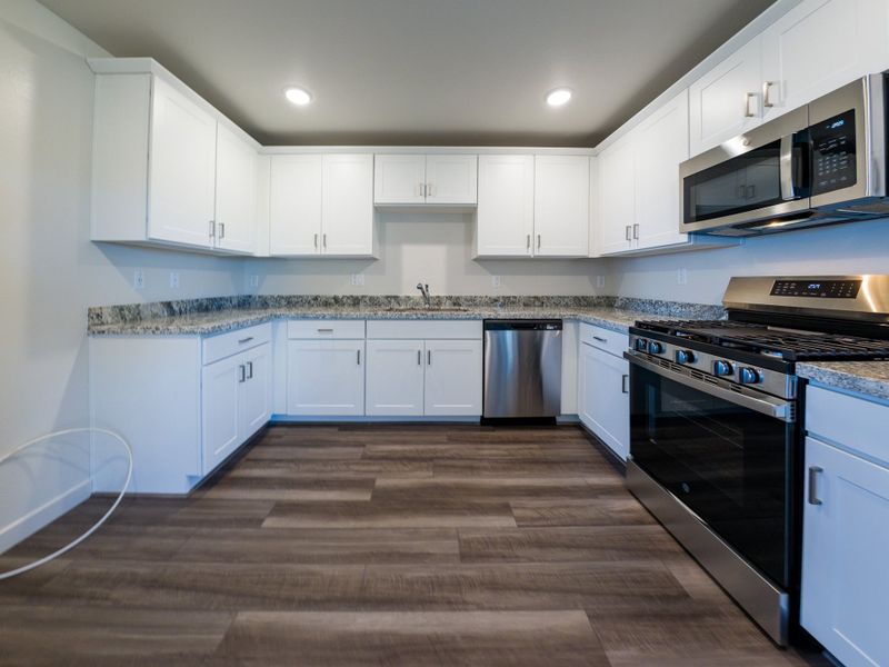 Furnished interior view inside a new home in Rancho Santa Rosa, Maricopa (Image 7).