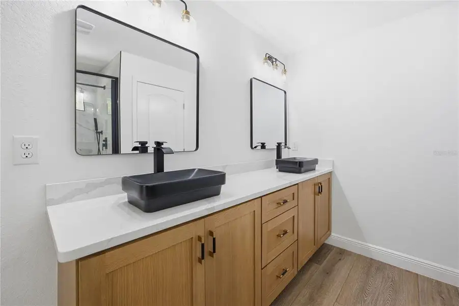 Furnished interior view inside a new home in , Ocala (Image 15).