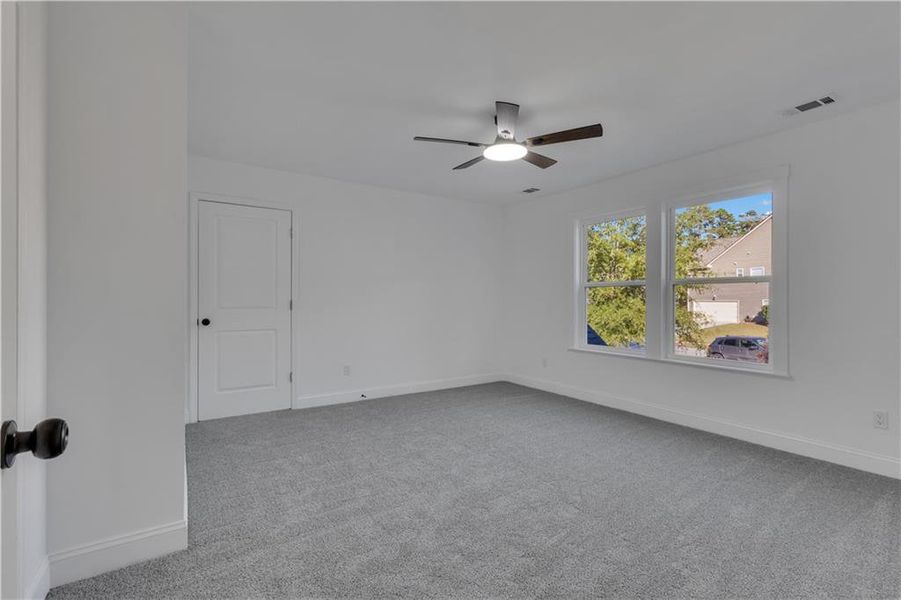 Spacious, unfurnished interior of a new home in , Fairburn (Image 44).