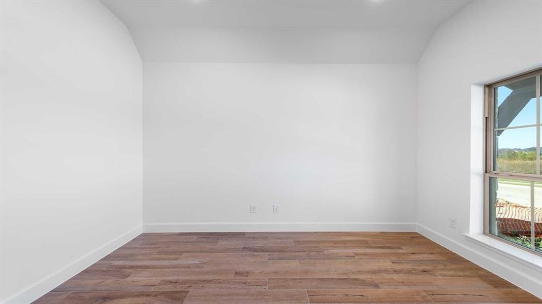 Spacious, unfurnished interior of a new home in Devonshire - Reserve 45', Forney (Image 18). Spacious, unfurnished interior of a new home in Devonshire - Reserve 45', Forney (Image 18).