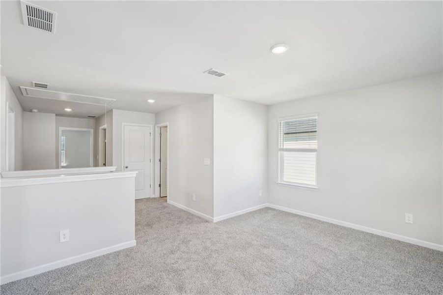 Spacious, unfurnished interior of a new home in Martin Springs - Reserve Series, Lawrenceville (Image 18).