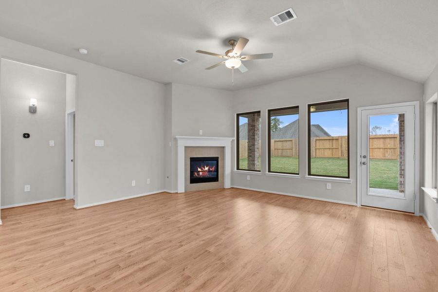 Spacious, unfurnished interior of a new home in The Highlands, Porter (Image 27).