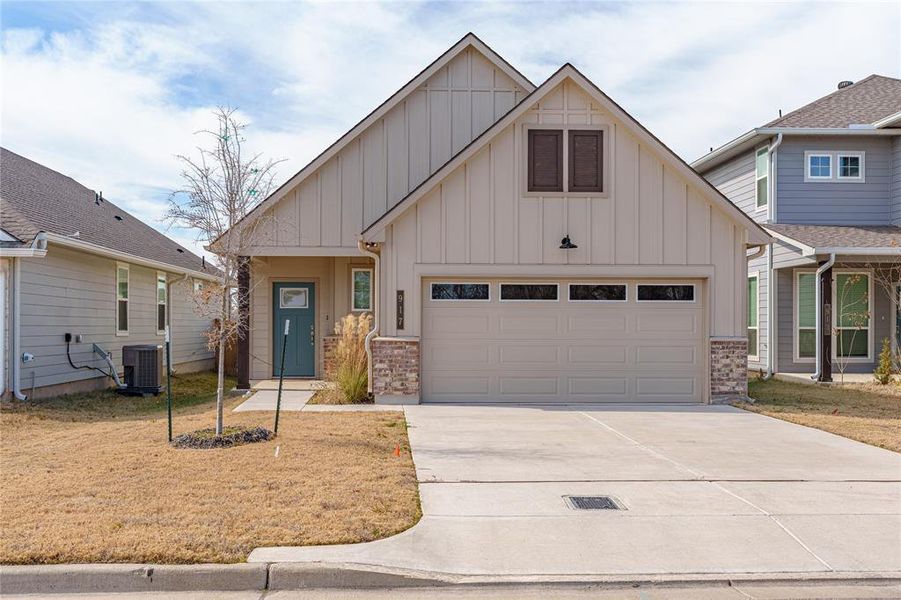 Front exterior of a new home in , Waco, TX, highlighting curb appeal (Image 1). Front exterior of a new home in , Waco, TX, highlighting curb appeal (Image 1).
