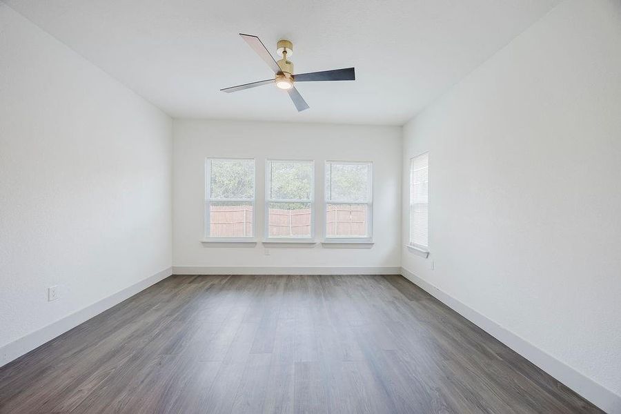 Spacious, unfurnished interior of a new home in , Fort Worth (Image 28).