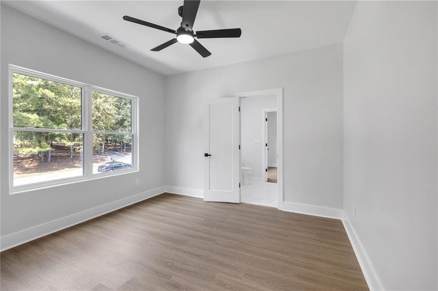 Spacious, unfurnished interior of a new home in , Conyers (Image 12).