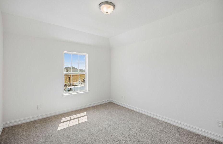 Spacious, unfurnished interior of a new home in Whitewing Trails, Princeton (Image 26). Spacious, unfurnished interior of a new home in Whitewing Trails, Princeton (Image 26).