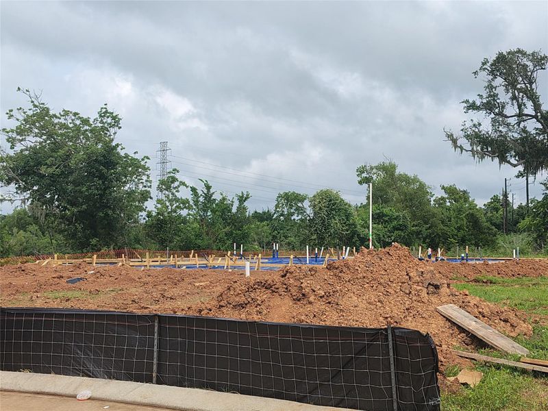 Site preparation for new homesites in Woodshore, Clute (Image 26). Site preparation for new homesites in Woodshore, Clute (Image 26).
