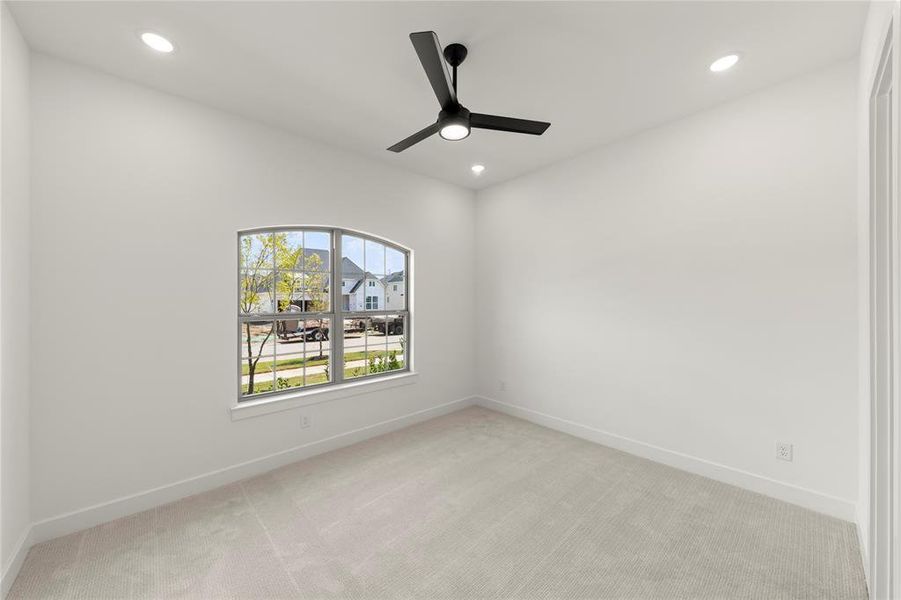 Spacious, unfurnished interior of a new home in Windsong Ranch – 61′, Prosper (Image 54). Spacious, unfurnished interior of a new home in Windsong Ranch – 61′, Prosper (Image 54).