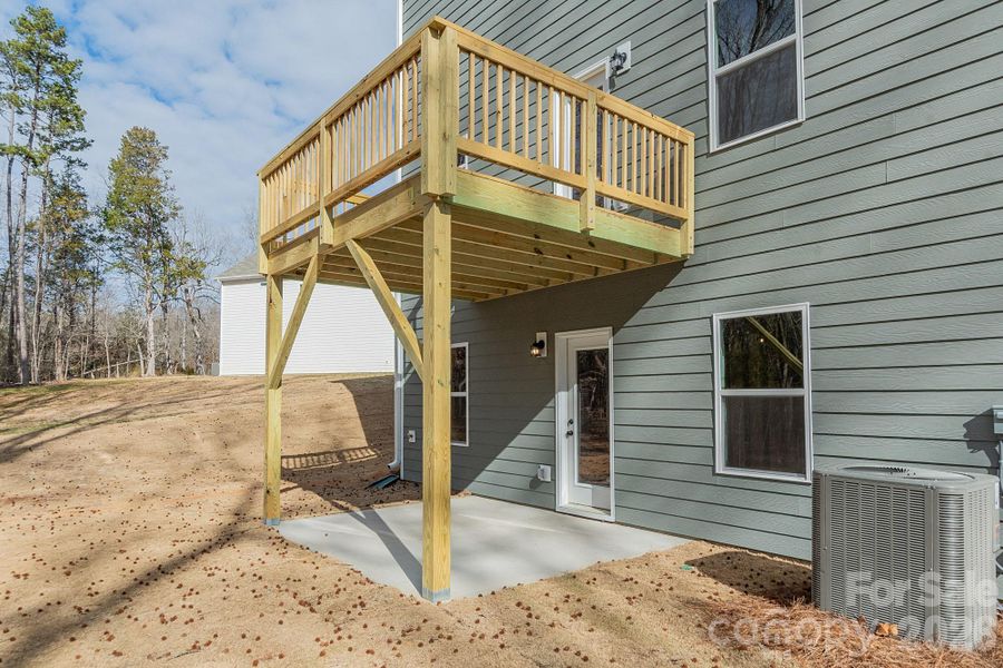 Exterior details and patio area of a home in Green Acres, Mount Pleasant (Image 3).