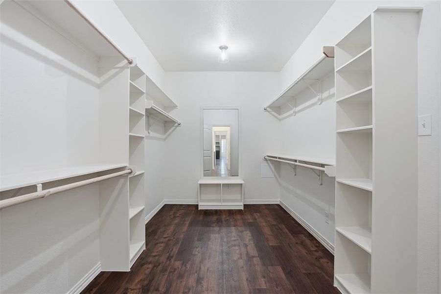 Spacious, unfurnished interior of a new home in , Grandview (Image 20). Spacious, unfurnished interior of a new home in , Grandview (Image 20).