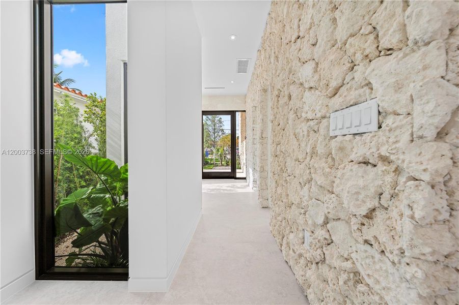 Exterior details and patio area of a home in , Miami (Image 4).