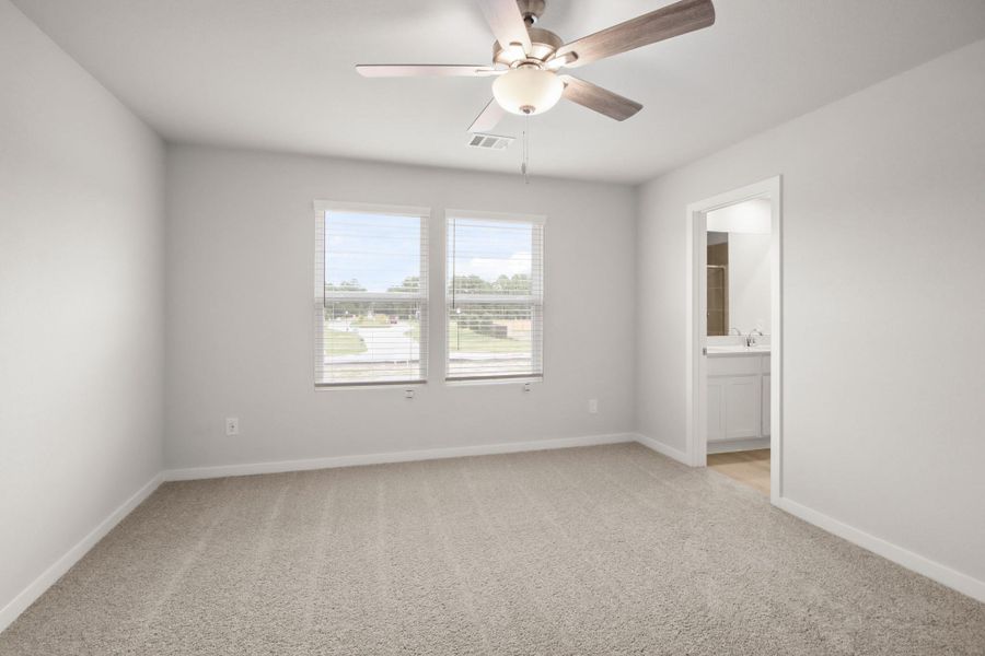 Spacious, unfurnished interior of a new home in Maple Heights, Porter (Image 11).