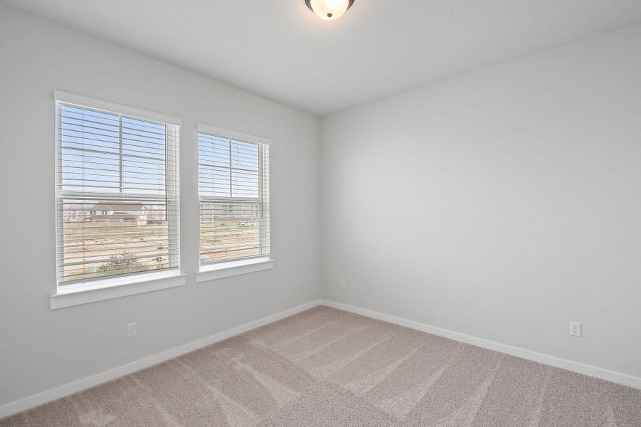 Spacious, unfurnished interior of a new home in Park Central, Georgetown (Image 38).