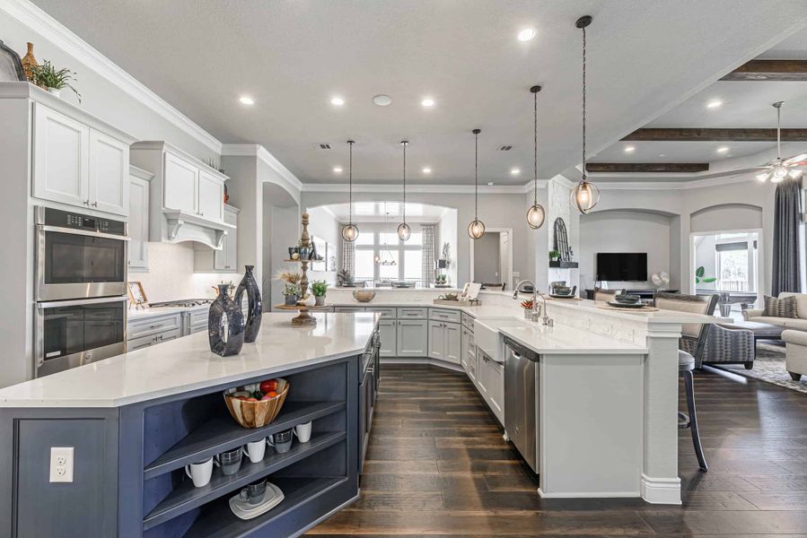 Representative furnished interior of a home built from the 4290 by Ravenna Homes in Artavia 70′, Conroe (Image 10). Representative furnished interior of a home built from the 4290 by Ravenna Homes in Artavia 70′, Conroe (Image 10).