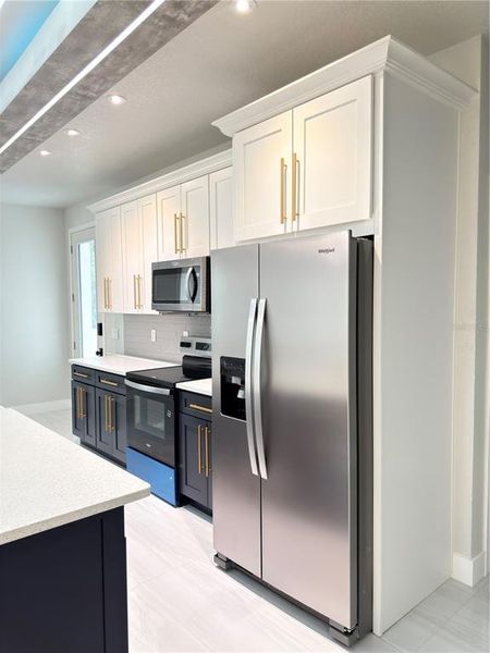 Furnished interior view inside a new home in , Davenport (Image 5).