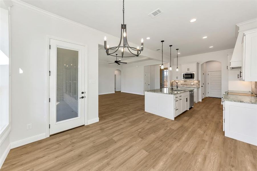 Image 30 of a home in .