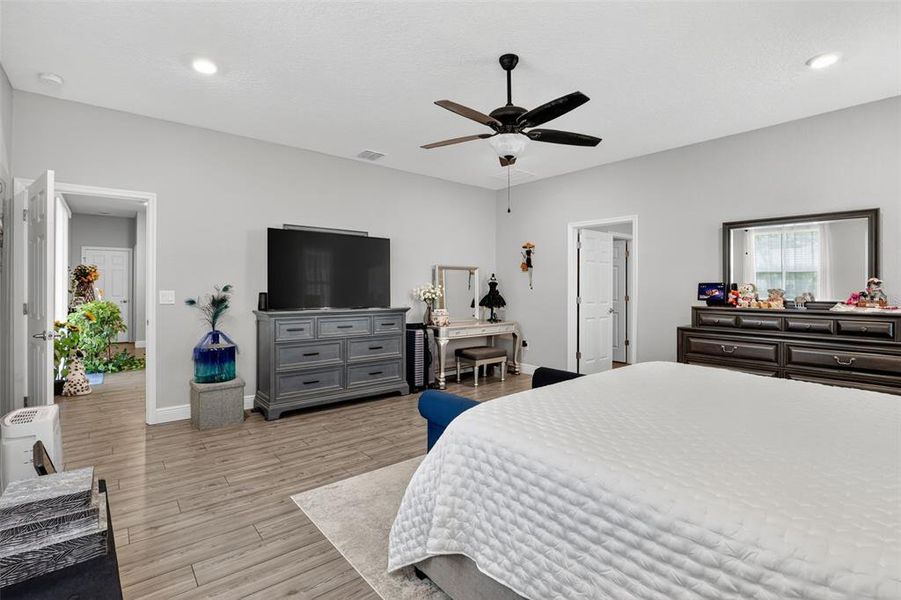 Furnished interior view inside a new home in , Ocala (Image 15). Furnished interior view inside a new home in , Ocala (Image 15).