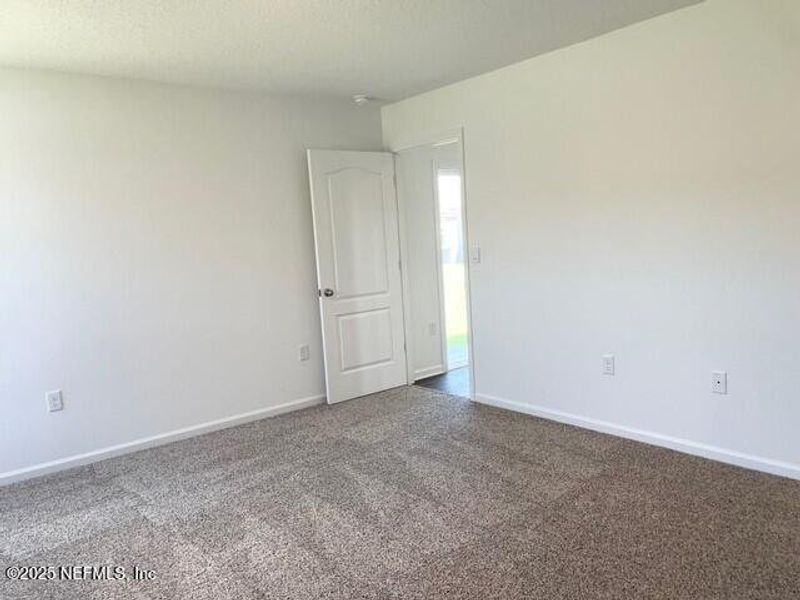 Spacious, unfurnished interior of a new home in The Arbors, Jacksonville (Image 25). Spacious, unfurnished interior of a new home in The Arbors, Jacksonville (Image 25).