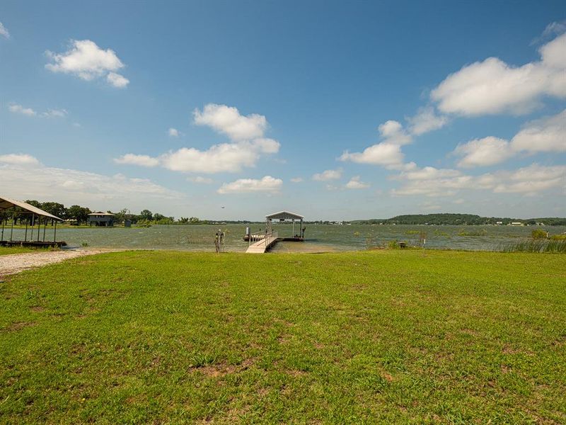 Lakefront Cabin with private boat ramp, dock and water front access #lakefront #lakeleon #eatlandtx #lakeliving #lakecabin