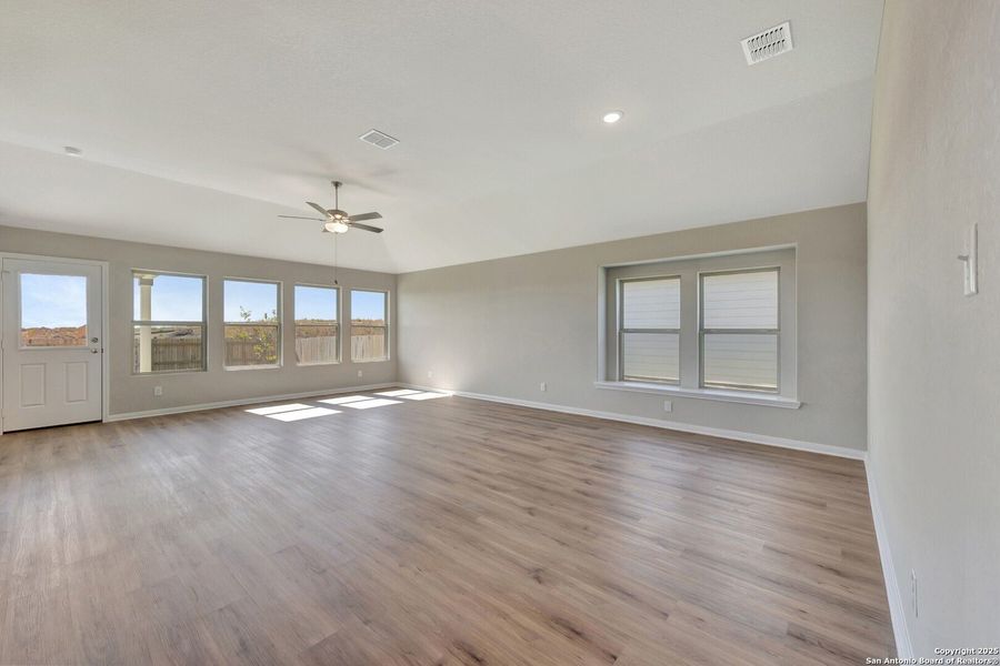 Spacious, unfurnished interior of a new home in Greenspoint Heights, Seguin (Image 31). Spacious, unfurnished interior of a new home in Greenspoint Heights, Seguin (Image 31).
