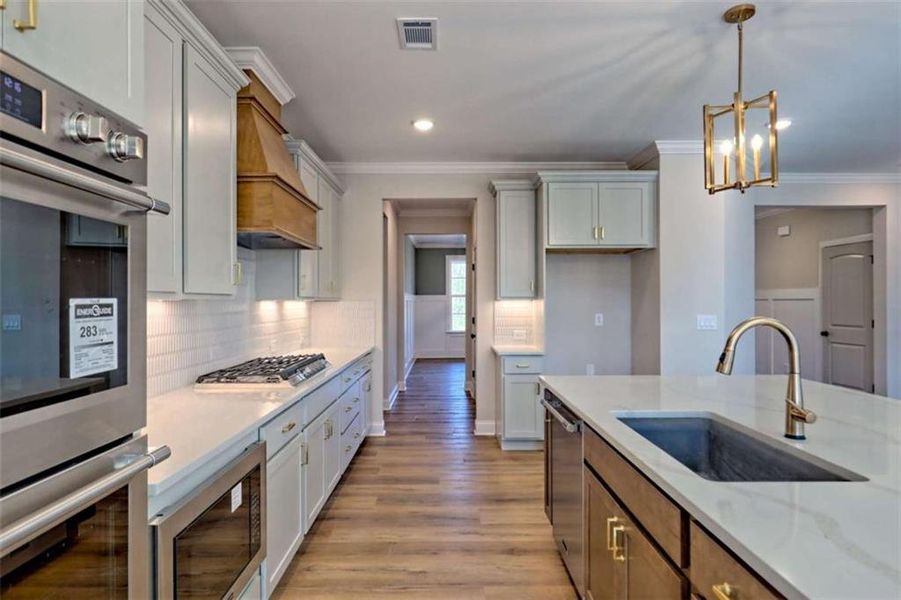 Furnished interior view inside a new home in , Clarkesville (Image 34).