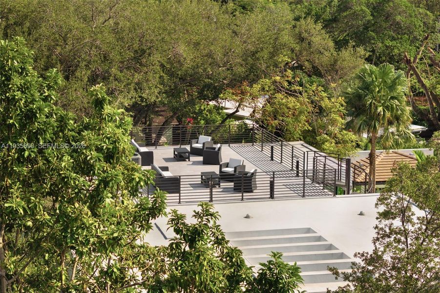 Exterior details and patio area of a home in , South Miami (Image 28).