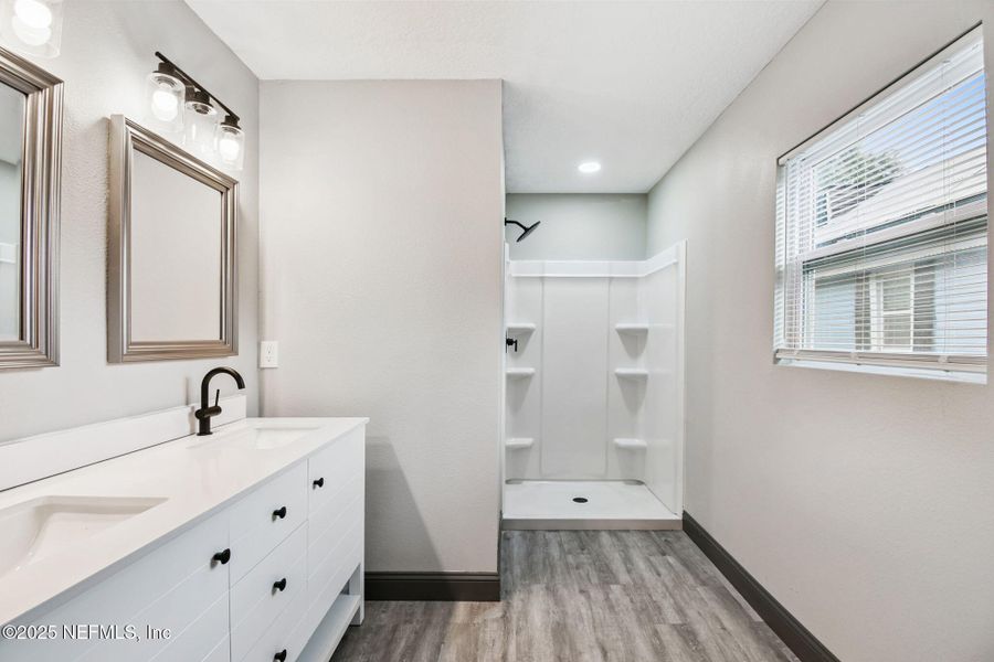 Furnished interior view inside a new home in , Jacksonville (Image 8).