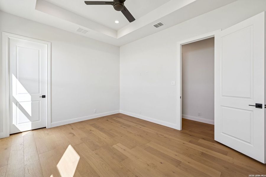Spacious, unfurnished interior of a new home in , San Antonio (Image 75).
