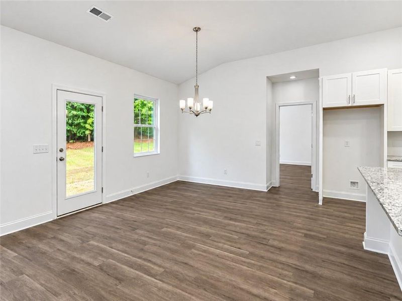 Spacious, unfurnished interior of a new home in , Griffin (Image 10).