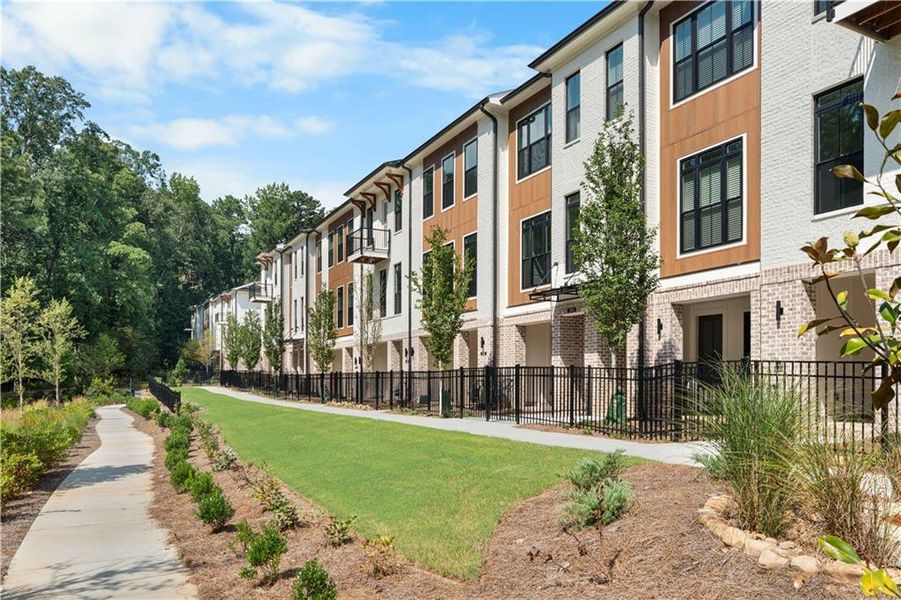 Image 34 of a home in Ecco Park.