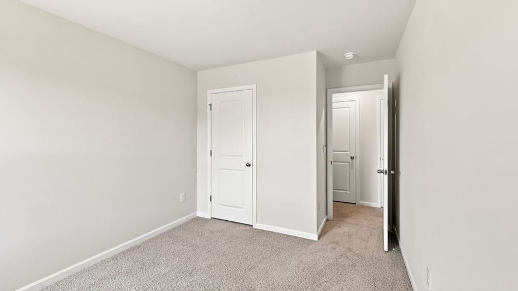 Spacious, unfurnished interior of a new home in Baxter Village, Boiling Springs (Image 23).