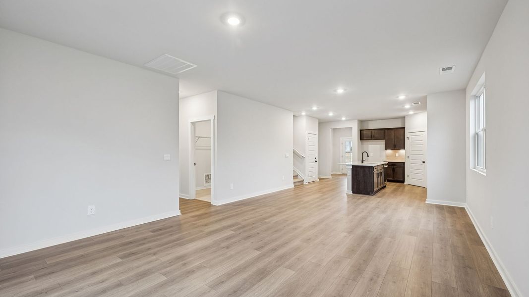 Representative unfurnished interior of a home built from the Dijon B by D.R. Horton in Harvest Point, Spring Hill (Image 24). Representative unfurnished interior of a home built from the Dijon B by D.R. Horton in Harvest Point, Spring Hill (Image 24).