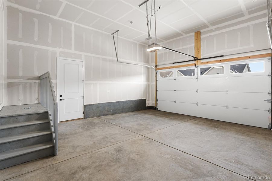 Spacious, unfurnished interior of a new home in Reflection at Solstice, Littleton (Image 22).