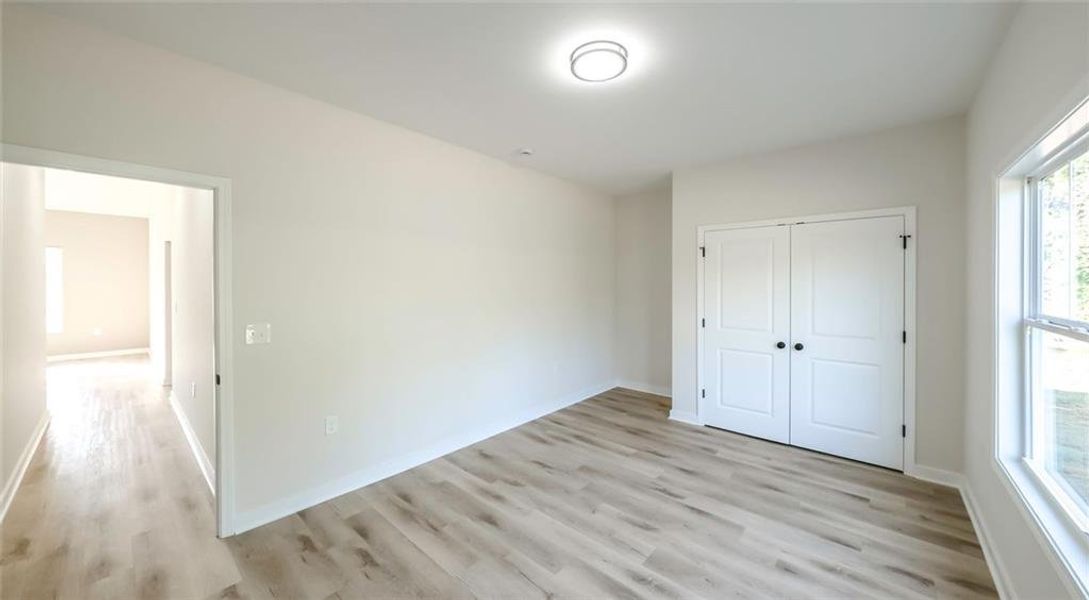 Spacious, unfurnished interior of a new home in , Tallapoosa (Image 21).