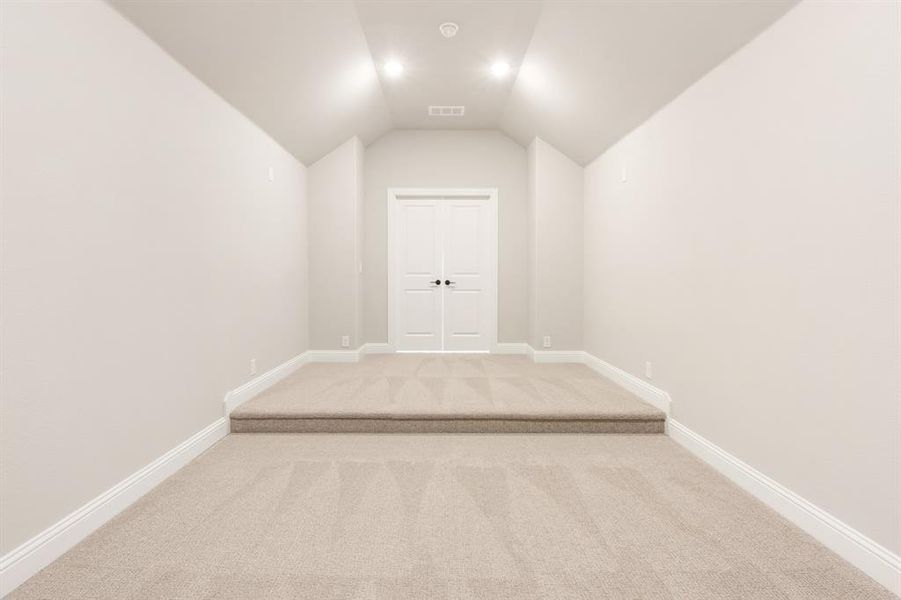 Spacious, unfurnished interior of a new home in Meraki, Forney (Image 33).