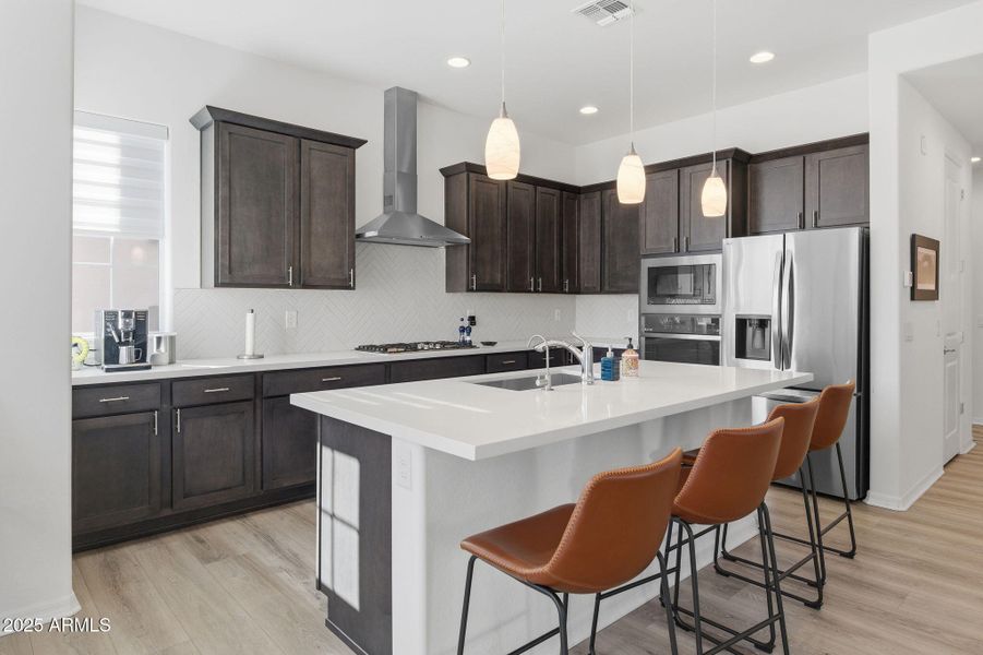 10-web-or-mls-2142 W Hide Tr-10