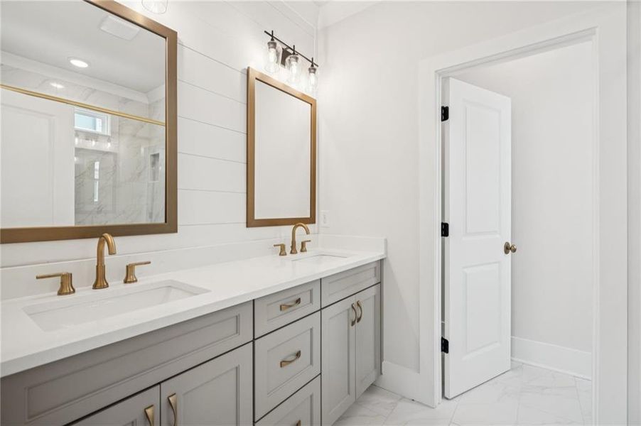 Furnished interior view inside a new home in , Roswell (Image 5).