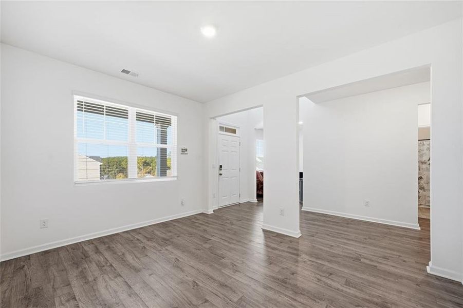 Spacious, unfurnished interior of a new home in Stillwater Springs, Dacula (Image 27).