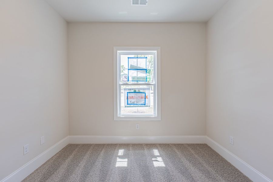 Representative unfurnished interior of a home built from the Habersham II by Great Southern Homes in Old Charleston Acres, Pelion (Image 31).
