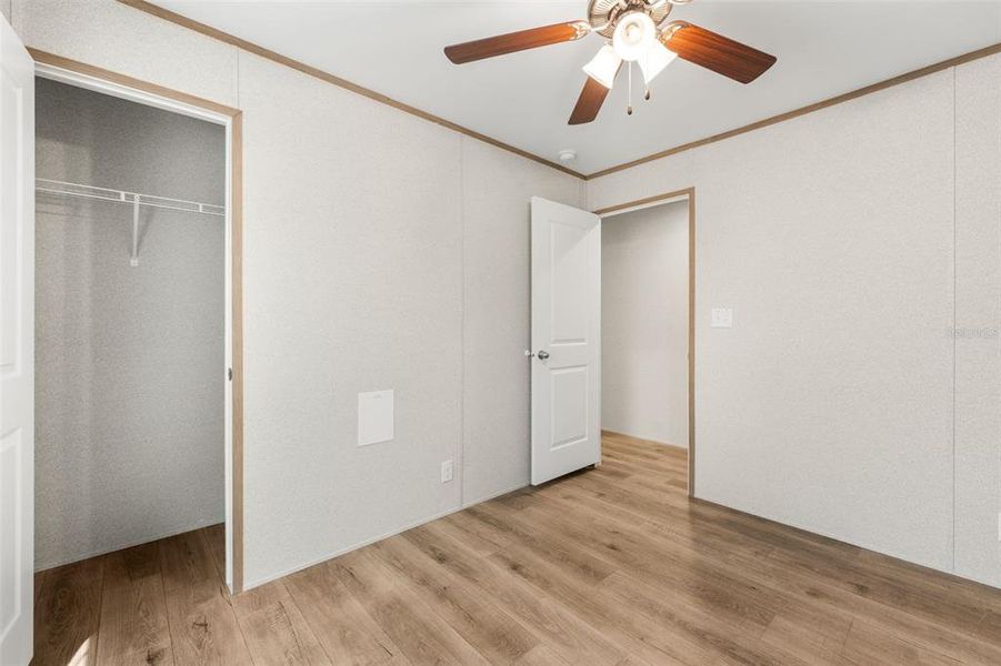 Spacious, unfurnished interior of a new home in , Bronson (Image 19).